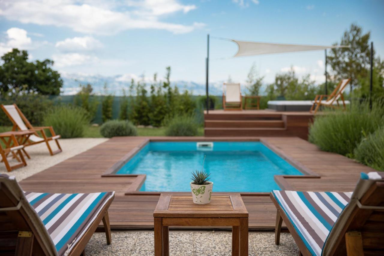 Villa Ena With Pool & Jacuzzi Donji Kasic Eksteriør bilde